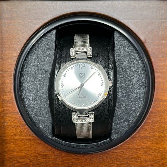 Accessories - NY&C women’s watch